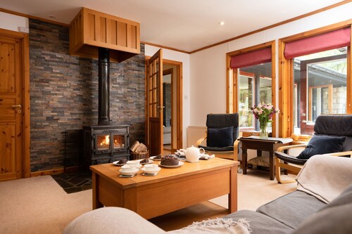 Langrick -  a bungalow that sleeps 10 guests  in 5 bedrooms