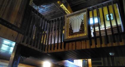 Country cabin close to town and in the middle of it all.