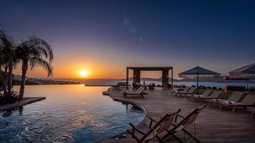 Indoor pool, seasonal outdoor pool