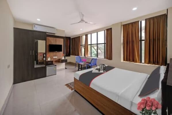 1 bedroom, free WiFi, bed sheets