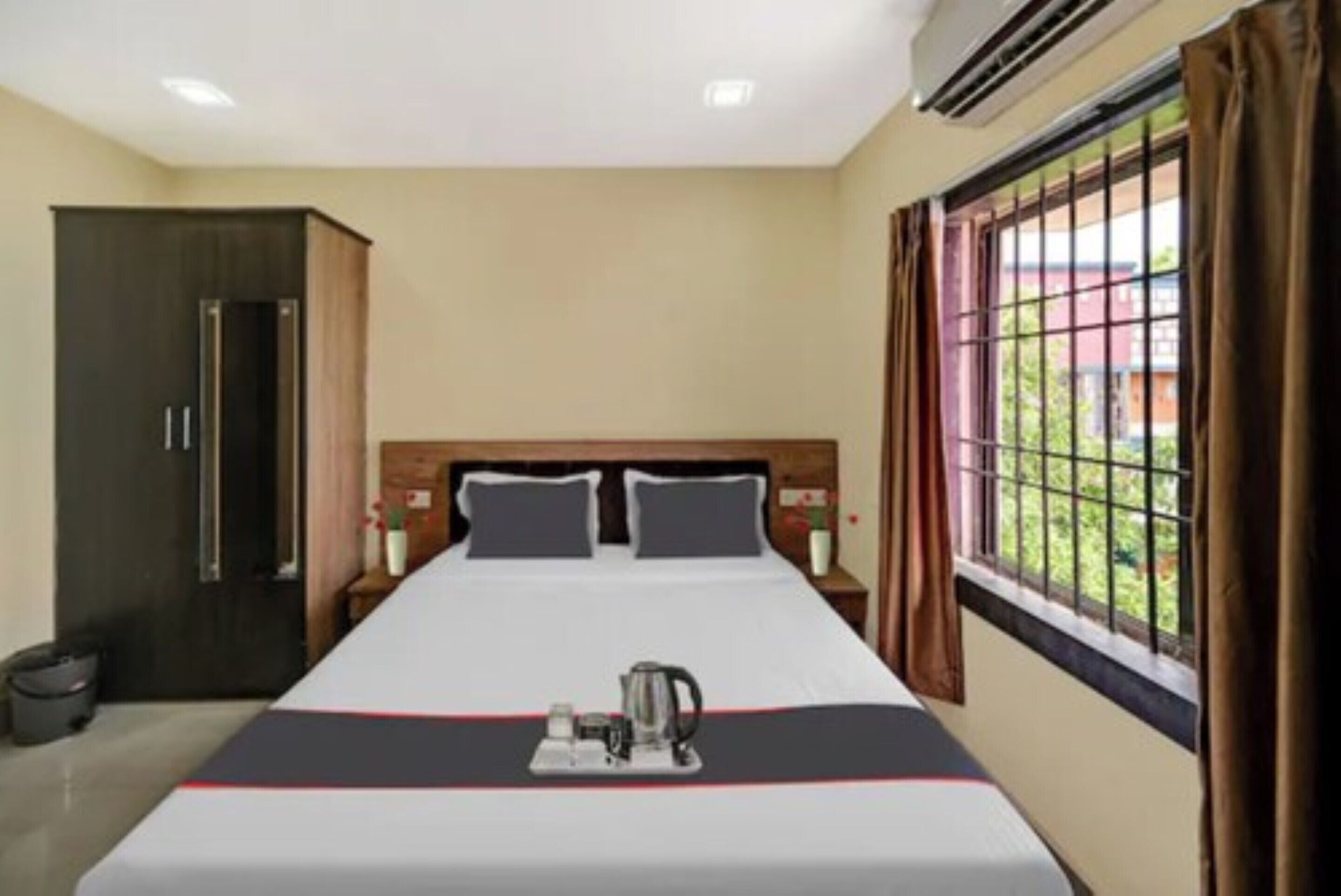 واي فاي مجانًا وملاءات أسرّة