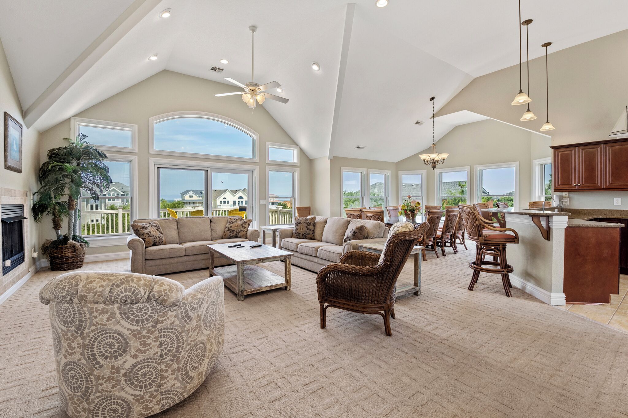 Mi Casa Bella - Ocean: Pool | Hot Tub | Rec Room - Corolla, NC