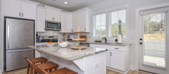 Cottage on the Plains - In Auburn Off of Shug Jordan, sleeps 8!