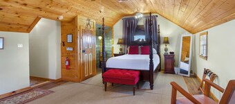 Swing On Inn - Southern Comfort Suite I Hot tub