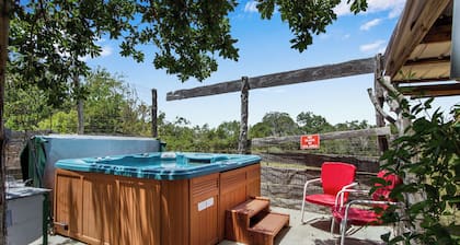 Romantic Adults-Only Suite w/ Shared Hot Tub | 23 Acres of Serenity