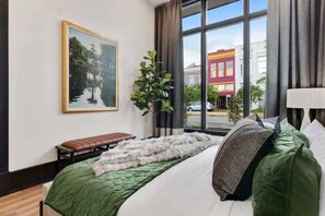 6 Schlafzimmer, Bügeleisen/Bügelbrett, Reisekinderbett, kostenloses WLAN