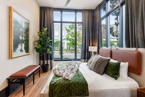 6 camere, ferro/asse da stiro, culla da viaggio, Wi-Fi gratuito