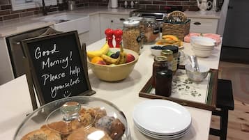 Free daily continental breakfast