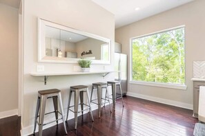 Interior - The Taylor Martin Spacious Homes with Rooftop (Nashville)