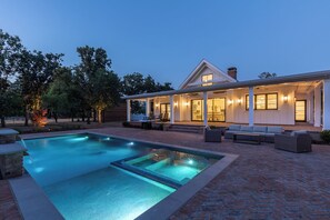 Beheizter Pool