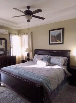 3 Schlafzimmer, Bügeleisen/Bügelbrett, WLAN, Bettwäsche