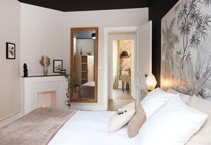 2 bedrooms, iron/ironing board, Internet, bed sheets