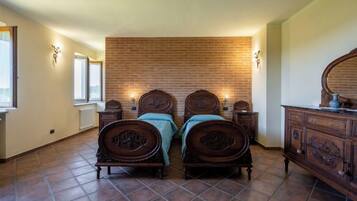 6 makuuhuonetta, Wi-Fi