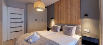 レントプラネット - オサダ・ゴルスカ