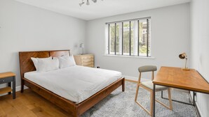 Unclassified image, 3 of 16, button - Slick Portobello Pied-a-terre (London)