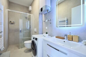 Hair dryer, towels - Hedera Estate, Hedera A35 (Dubrovnik)