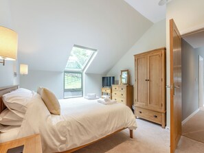 4 chambres, Wi-Fi gratuit, draps fournis