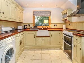 Private kitchen - 2 bedroom accommodation in Burgate, near Diss (Burgate, near Diss)