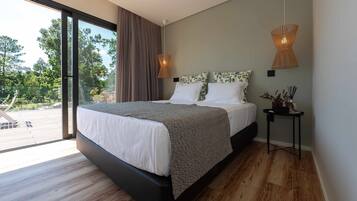 1 bedroom, desk, iron/ironing board, travel cot