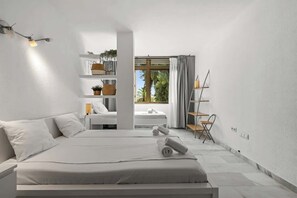 3 chambres, fer et planche à repasser, Wi-Fi gratuit, draps fournis