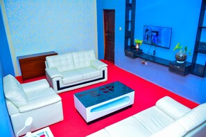 Standard-Suite | Wohnbereich | Kamin