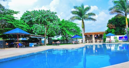 MARKDON VILLAGE HOTEL