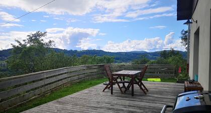 Magnifique Villa aux prestations soignées entre lac et montagne