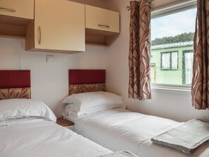 2 bedrooms, free WiFi, bed sheets - Discover the perfect getaway at Slaters. (Moota, Near Cockermouth)
