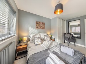 3 habitaciones, wifi gratis y ropa de cama 