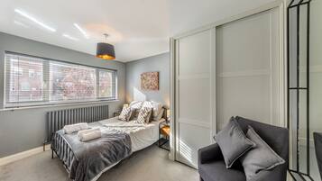 3 bedrooms, free WiFi, bed sheets