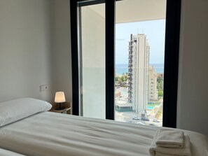 3 chambres, fer et planche à repasser, accès au Wi-Fi (inclus)