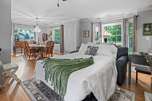 2 bedrooms, iron/ironing board, travel crib, free WiFi