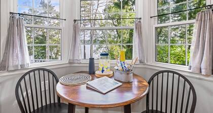 Lake Front Cottage with Amazing Firepit, Private Dock, Sleeps 6-8