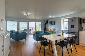 Dining - Treen (St Ives)