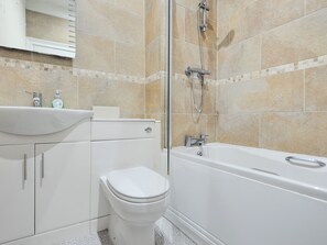 Cottage | Bathroom