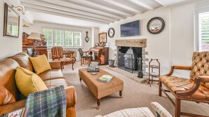 Living area - The Manor House (Looe)