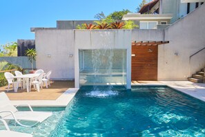 Outdoor pool - ITACOA LUXO (Niteroi)