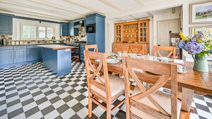 Dining - The Manor House (Looe)
