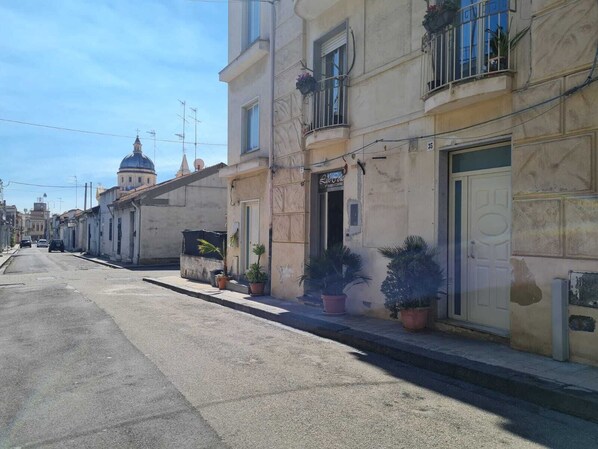 Exterior - Detached house with beach just minutes away, located between Taormina and Catania (Mascali)