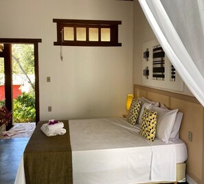 Premium Suite, 1 Queen Bed, Courtyard Area | Premium bedding, desk, laptop workspace, free WiFi - Pousada Varandas da Serra (Santana do Riacho)