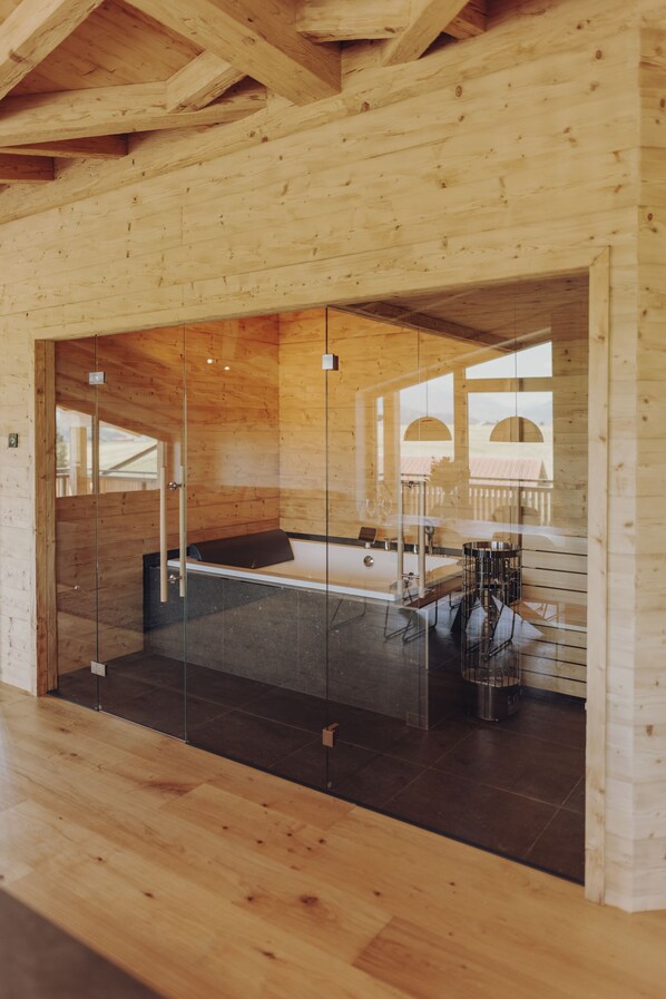 Hot tub - Platzhirsch First Class Living (Ofterschwang)