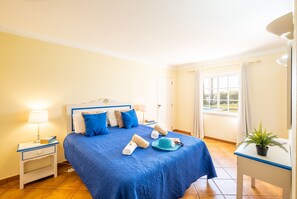 8 Schlafzimmer, Zimmersafe, Bügeleisen/Bügelbrett, kostenloses WLAN