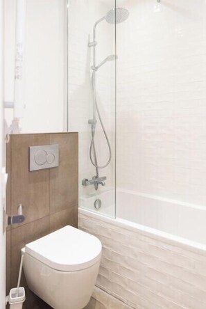 Hair dryer, towels