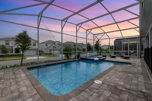 Outdoor pool, a heated pool - Disney, Orlando, Treehouse, Arcade, Pool, Hot Tub! (Davenport)