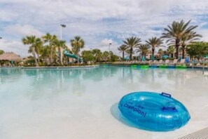Outdoor pool, a heated pool - Disney, Orlando, Treehouse, Arcade, Pool, Hot Tub! (Davenport)