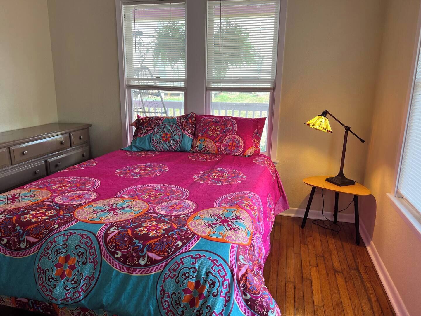 2 chambres, fer et planche à repasser, Wi-Fi gratuit, draps fournis