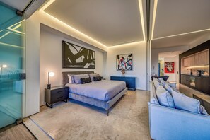 2 chambres, coffre-fort, fer et planche à repasser