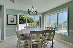Studio (4 Bedrooms) | Property amenity