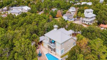 Studio (4 Bedrooms) | Property amenity