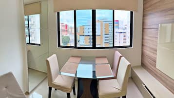 Apartment | Dining room